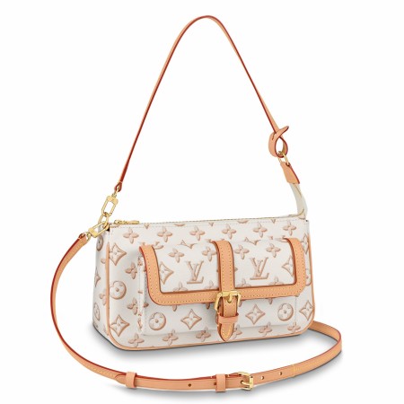Louis Vuitton Maxi Multi Pochette Accessoires In Beige Monogram Canvas M20920