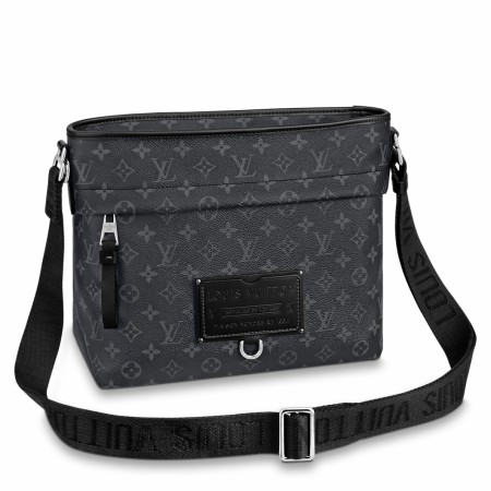 Louis Vuitton Besace Zippee Bag In Monogram Eclipse Canvas M45216