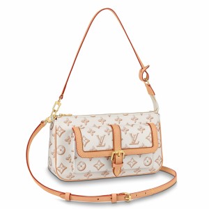 Louis Vuitton Maxi Multi Pochette Accessoires In Beige Monogram Canvas M20920