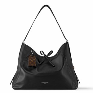 Louis Vuitton CarryAll MM Bag in Lambskin M25143
